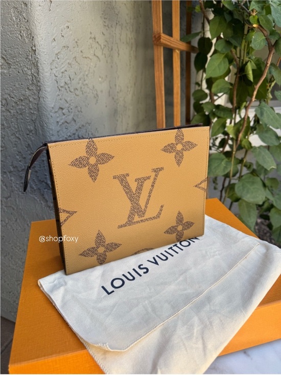 Louis Vuitton Handbags - Louis Vuitton Reverse Monogram Toiletry Pouch 26
